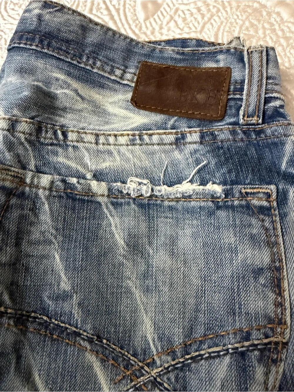 BKE Men's Blue Faded Bootcut Jeans